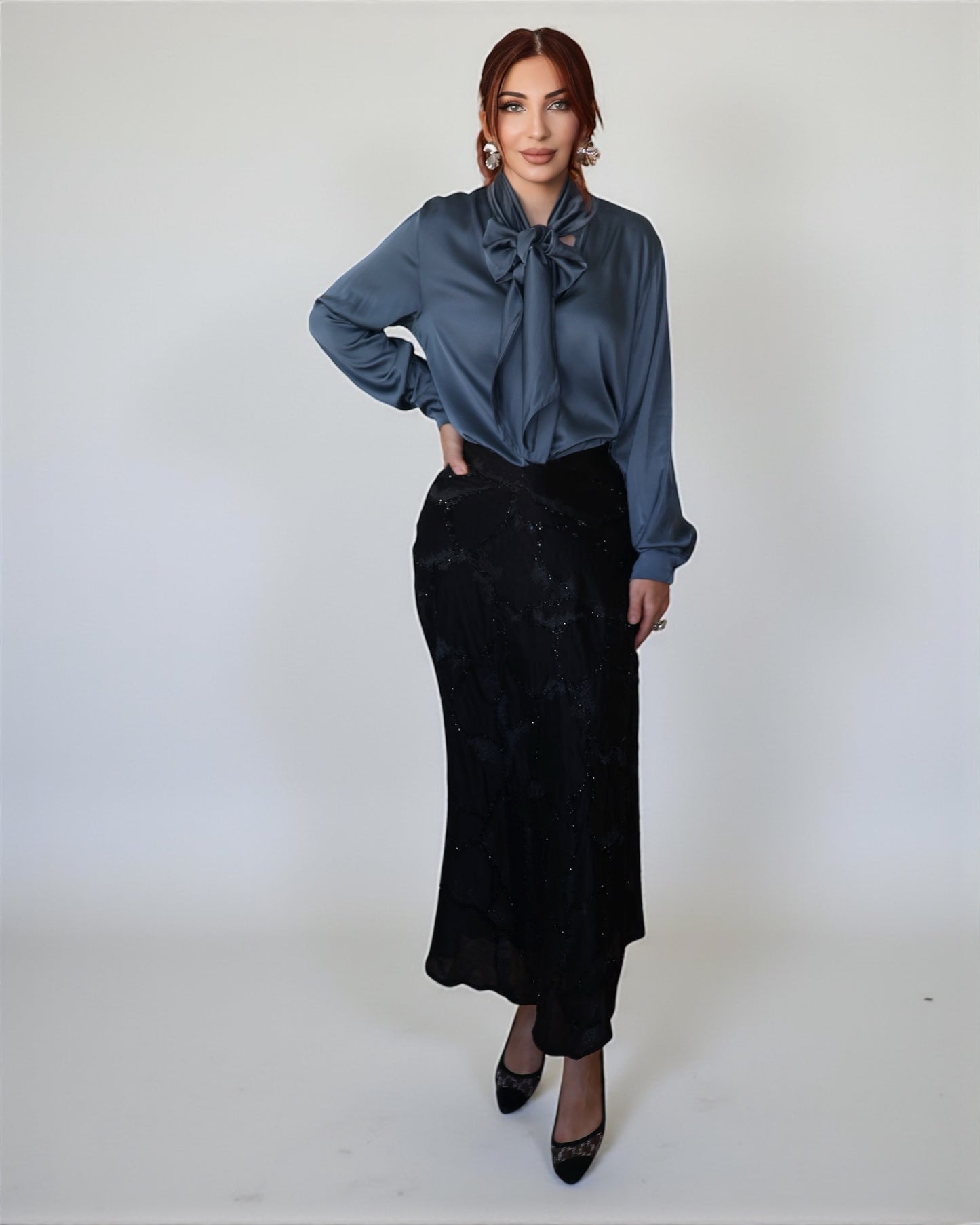 Silky Blouse With Neck Bow (Bluish Gray)