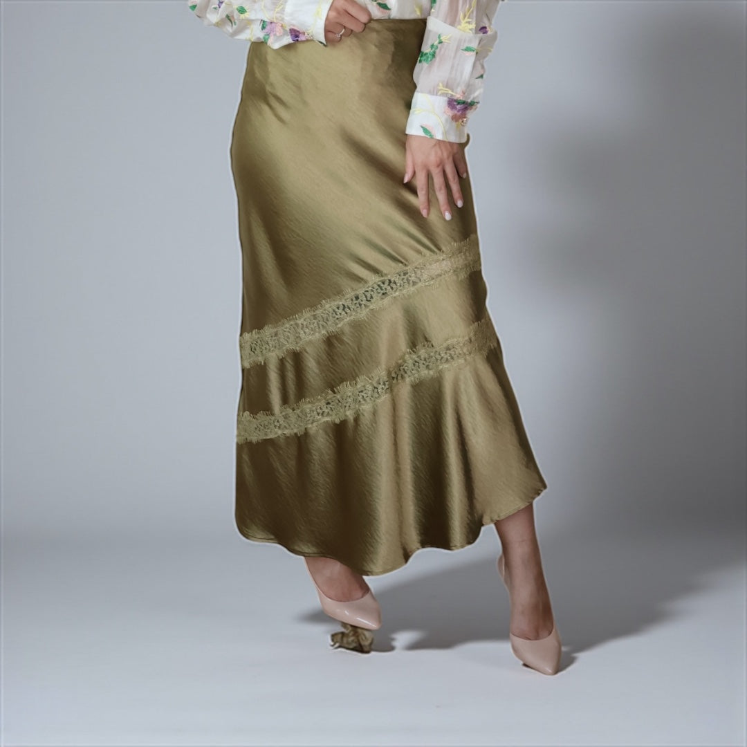 Olive Grace – Lace Skirt