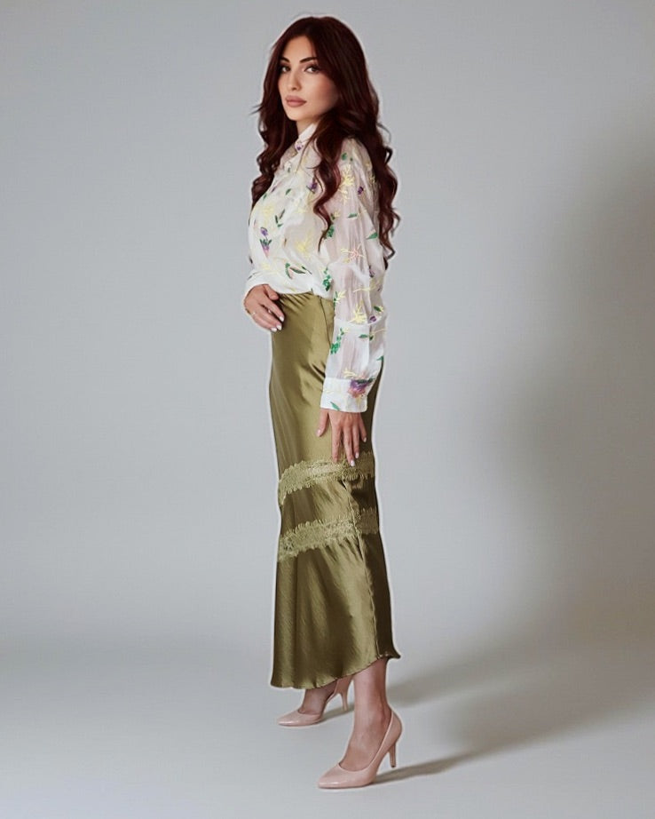 Olive Grace – Lace Skirt