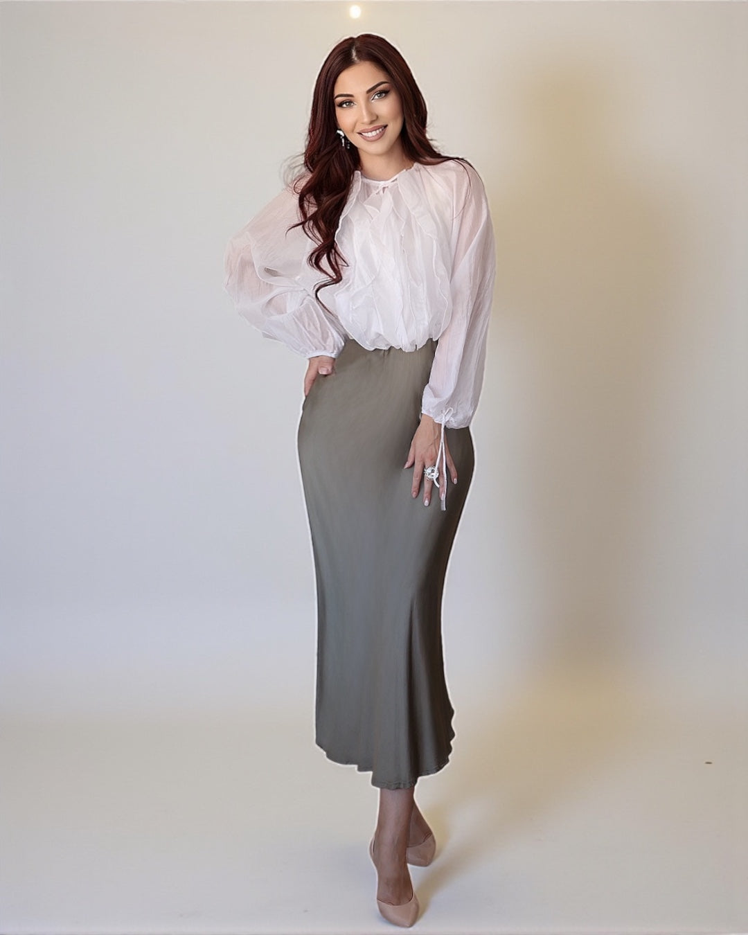 Elegant Skirt with Silky Shine