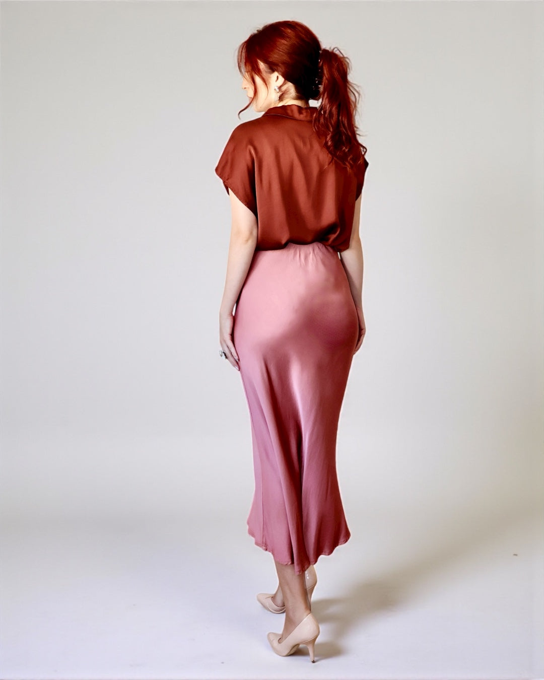 Elegant Skirt with Silky Shine (Dusty Pink)