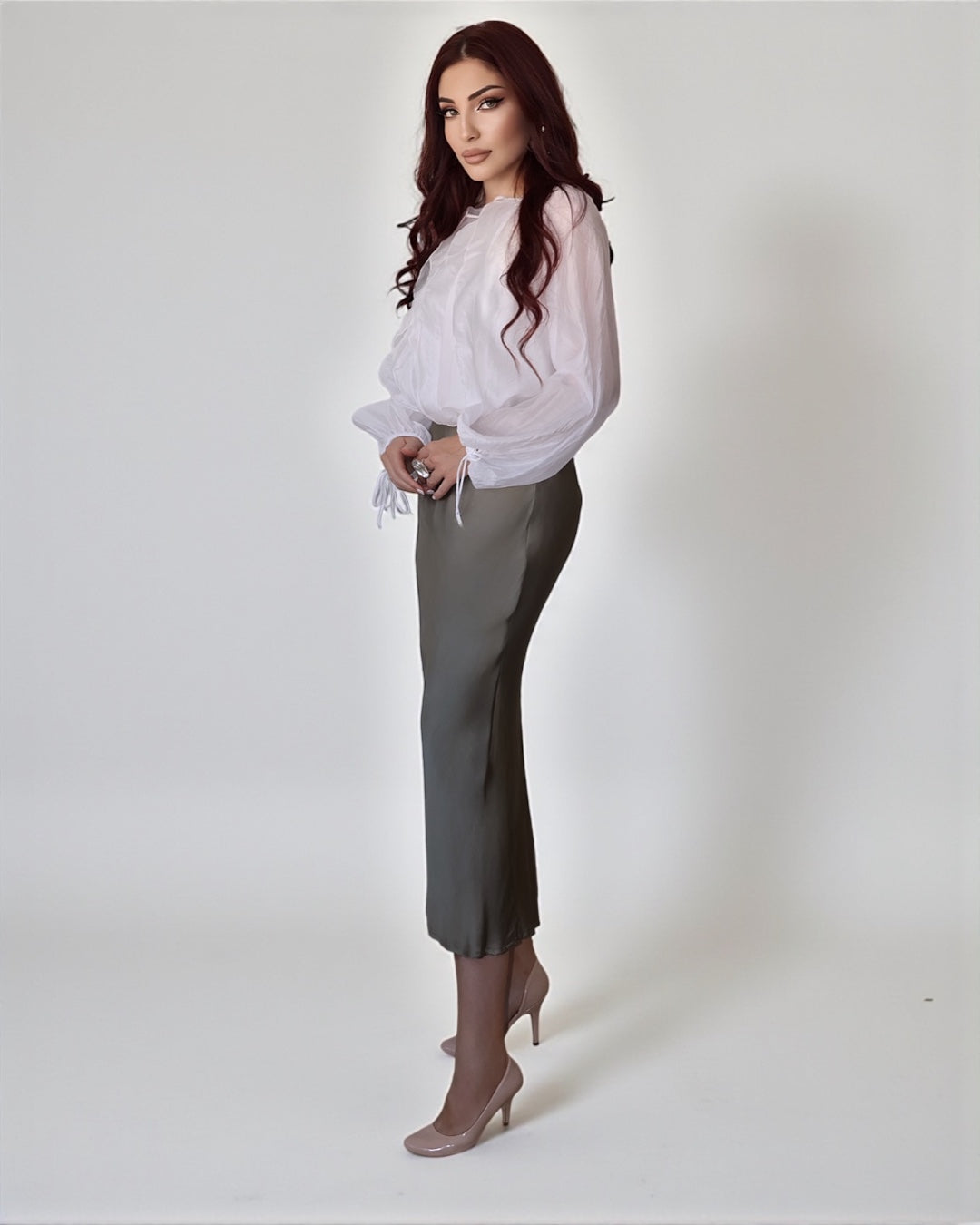 Elegant Skirt with Silky Shine