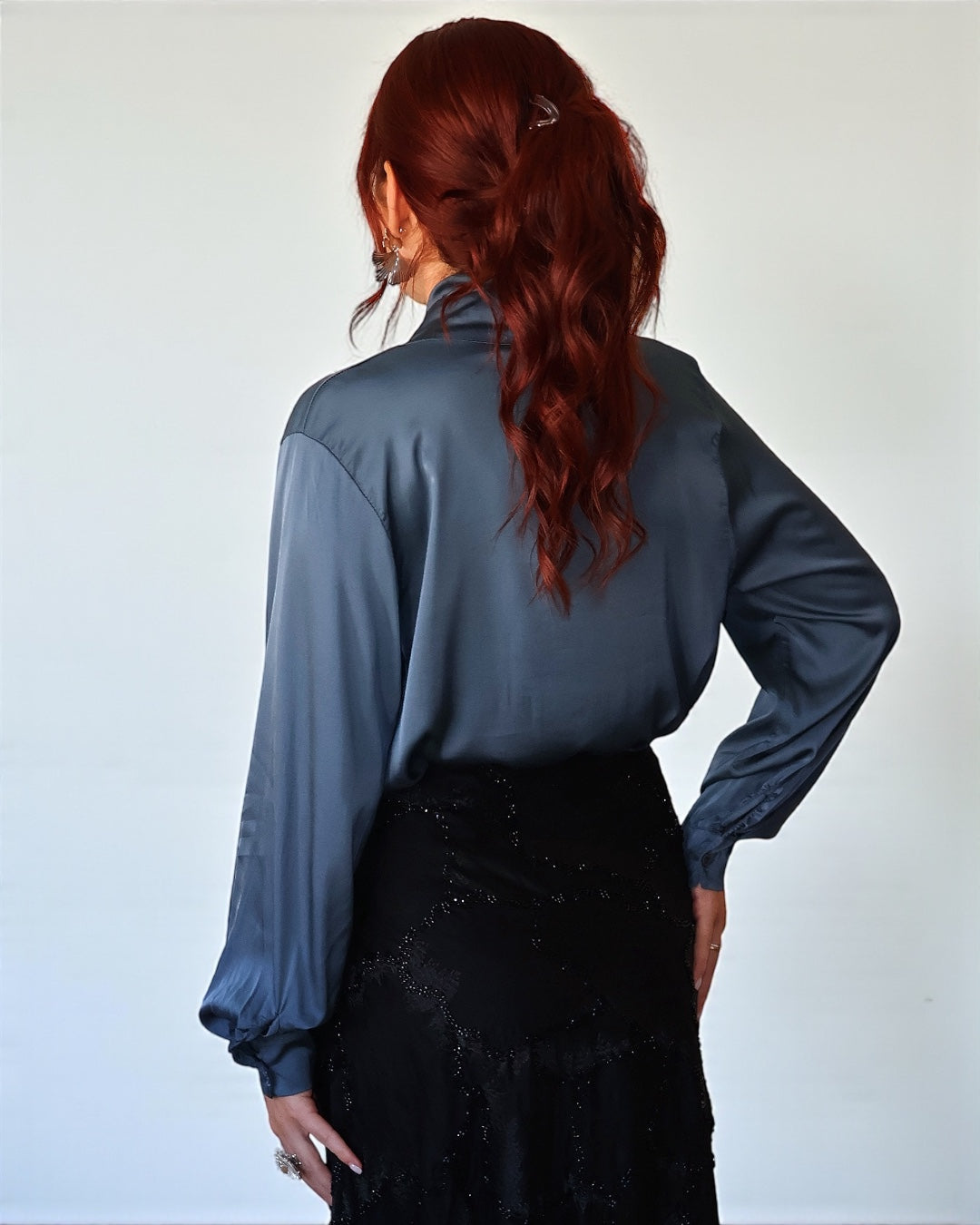 Silky Blouse With Neck Bow (Bluish Gray)