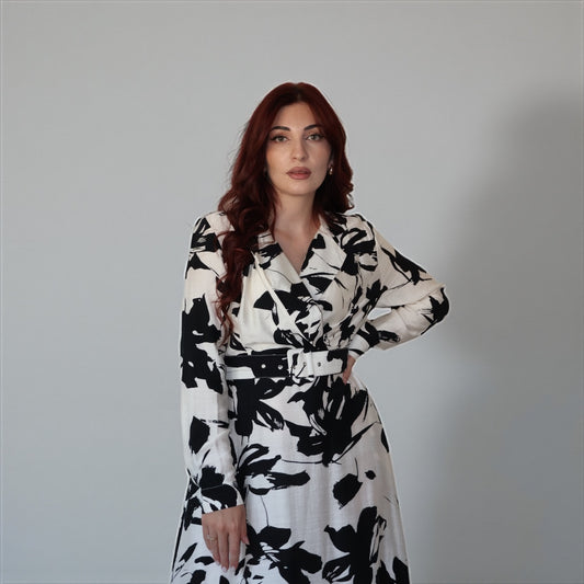 Monochrome Wrap Elegance