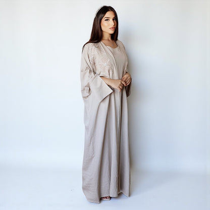 Noor Bloom – Украшенный комплект из двух предметов (светлый капучино) 