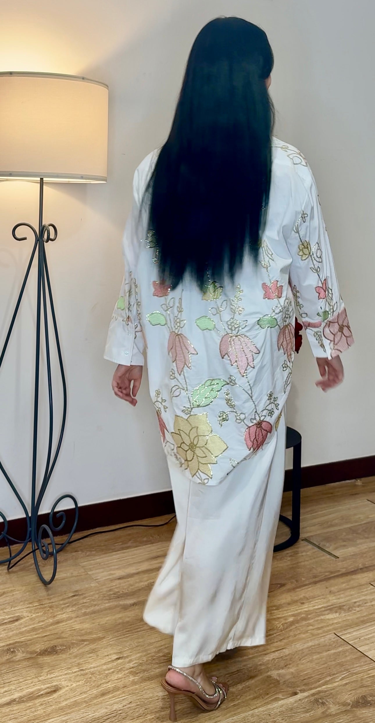 Zahara – Рубашка с пайетками и вышивкой (большой размер)