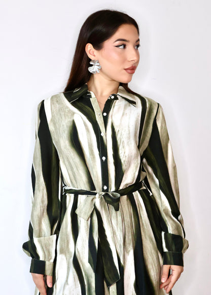 Платье в полоску с акварелью