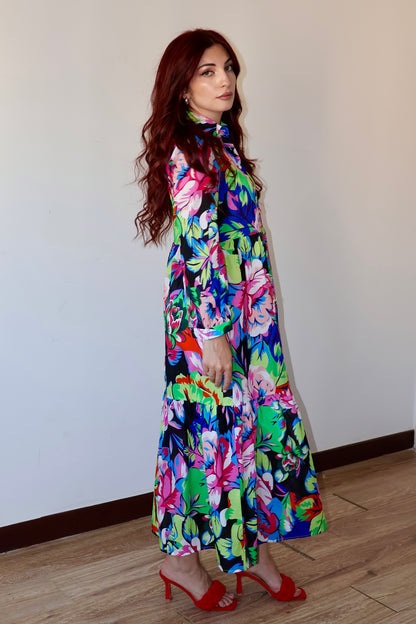 Платье-рубашка в цветочек в стиле бохо 