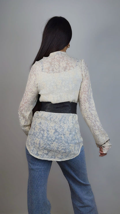 Блузка жабо в стиле барокко