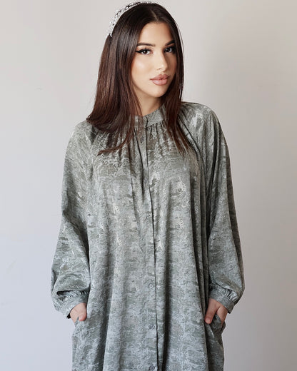 Aisha Velour Elegance