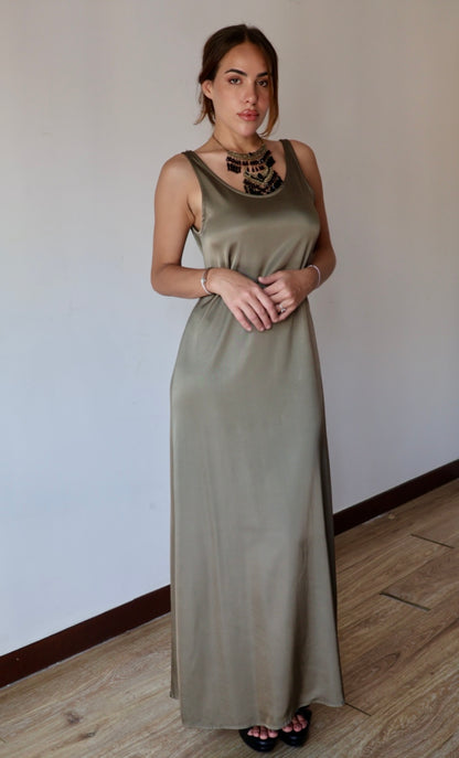 Болотный хаки