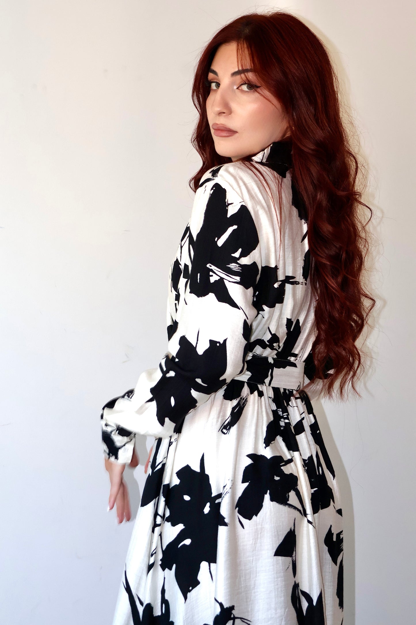 Monochrome Wrap Elegance