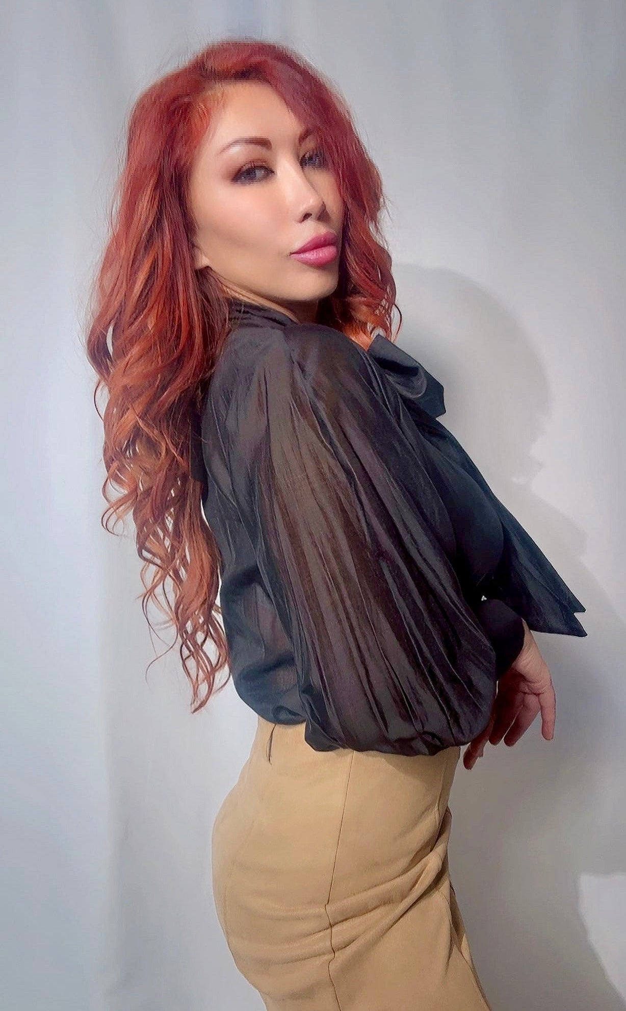 Блузка с бантом из вуали (черная)