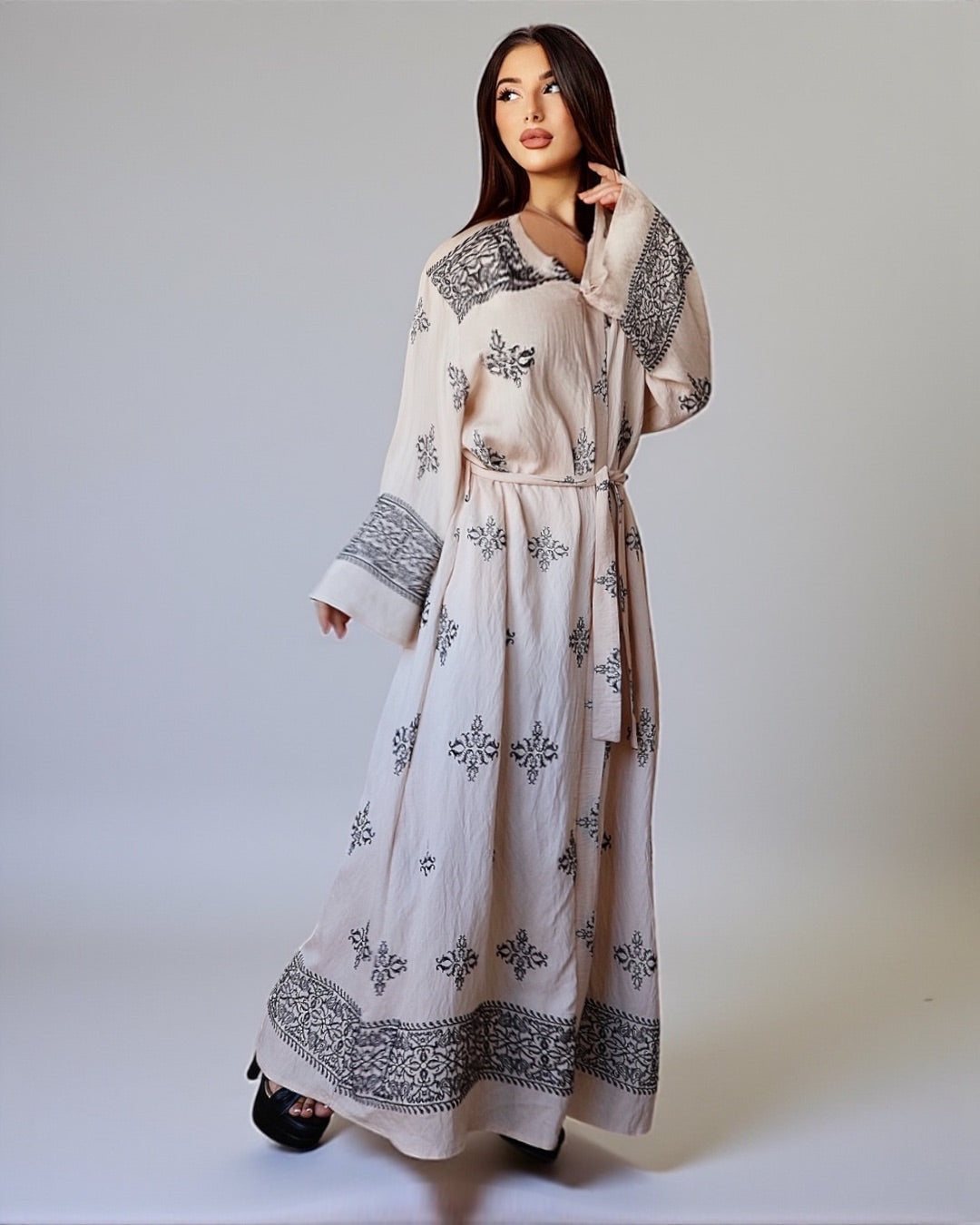 Layla – Robe longue brodée
