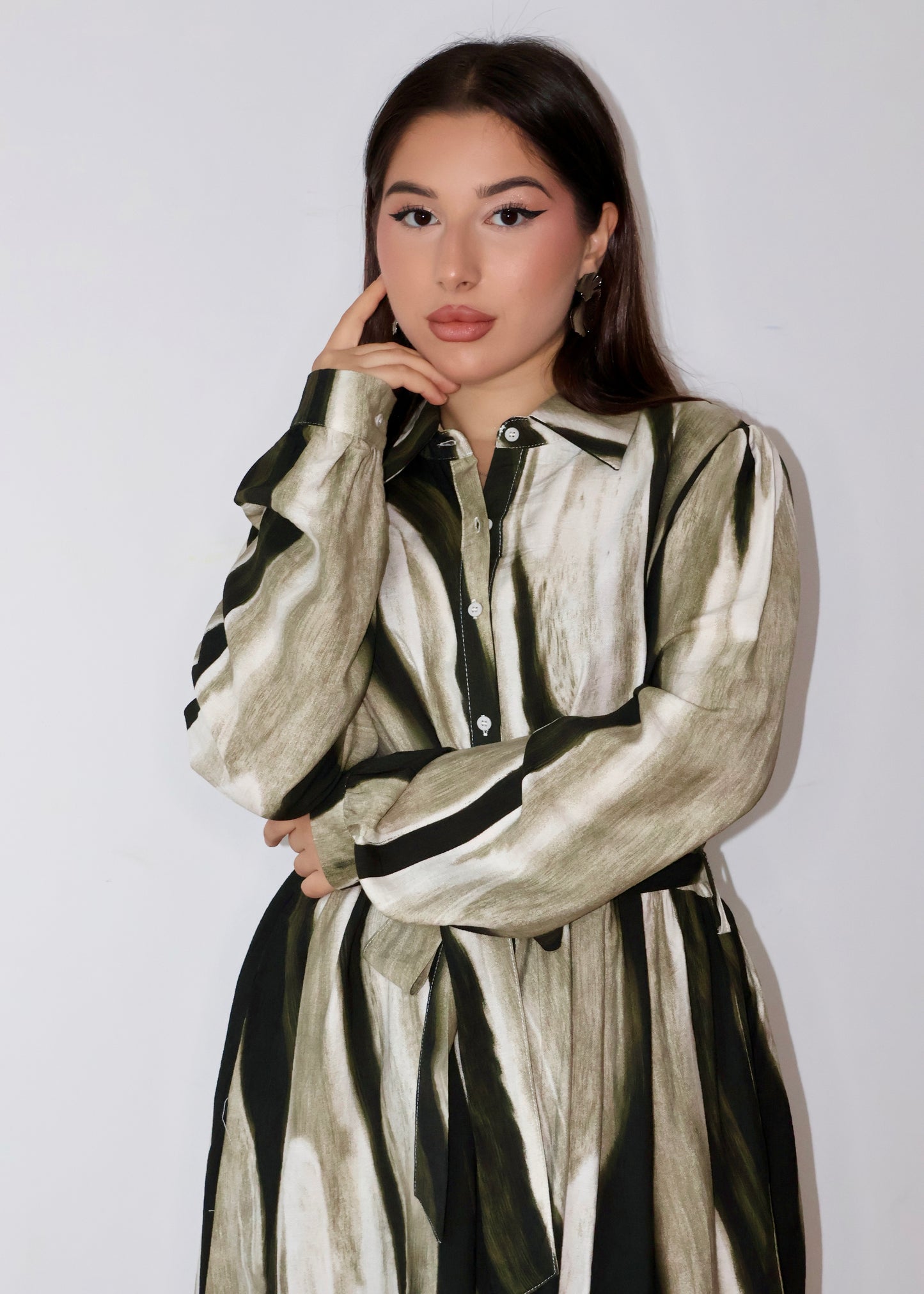 Платье в полоску с акварелью