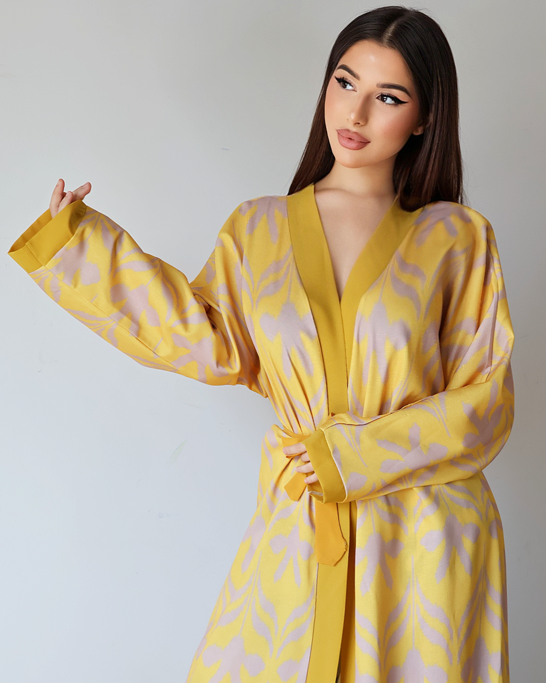 Узбекская традиционная туника из льна