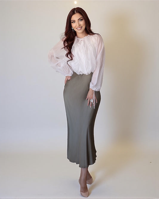 Elegant Skirt with Silky Shine