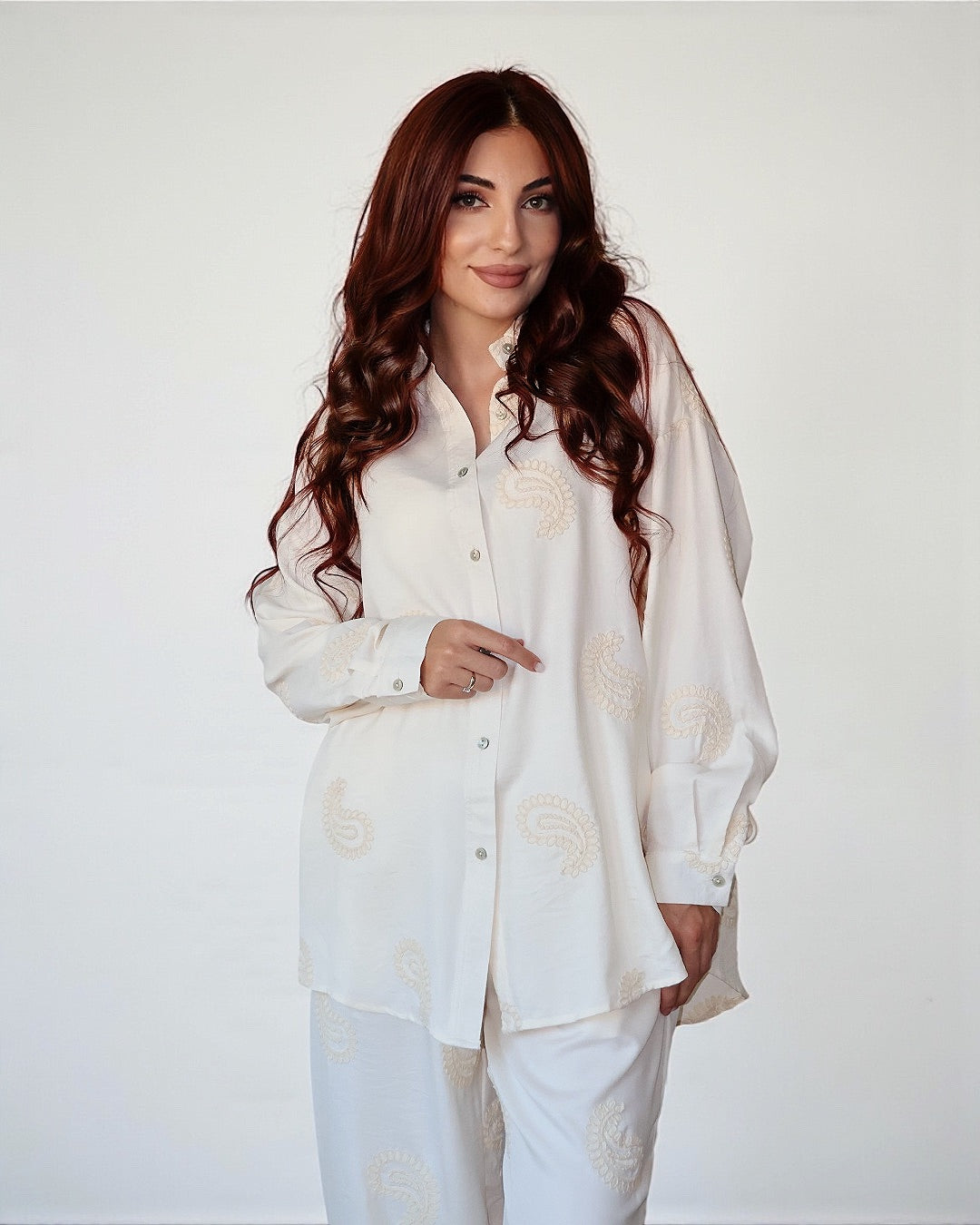 Ivory Whisper Set
