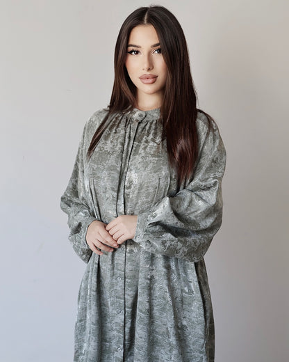 Aisha Velour Elegance