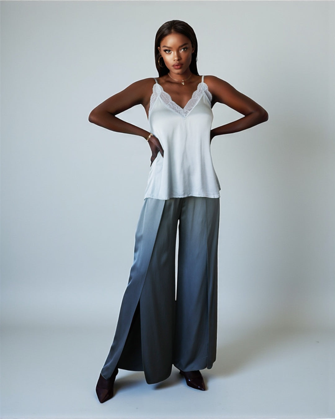 Luxury Lace Tank Top (Metalic Silver)