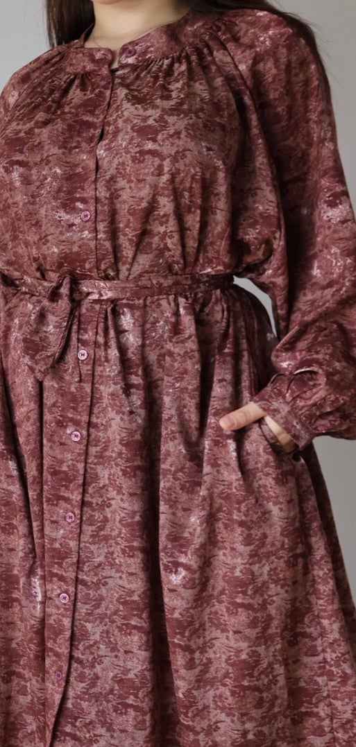 Aisha Velour Elegance