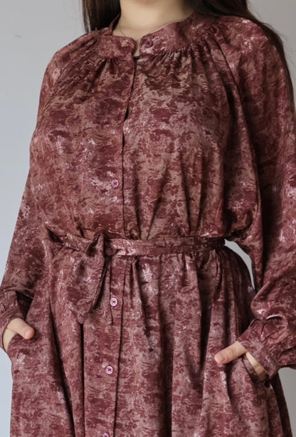 Aisha Velour Elegance