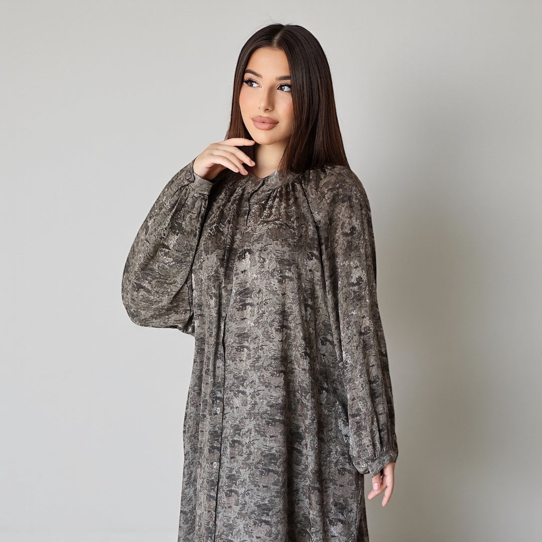 Aisha Velour Elegance