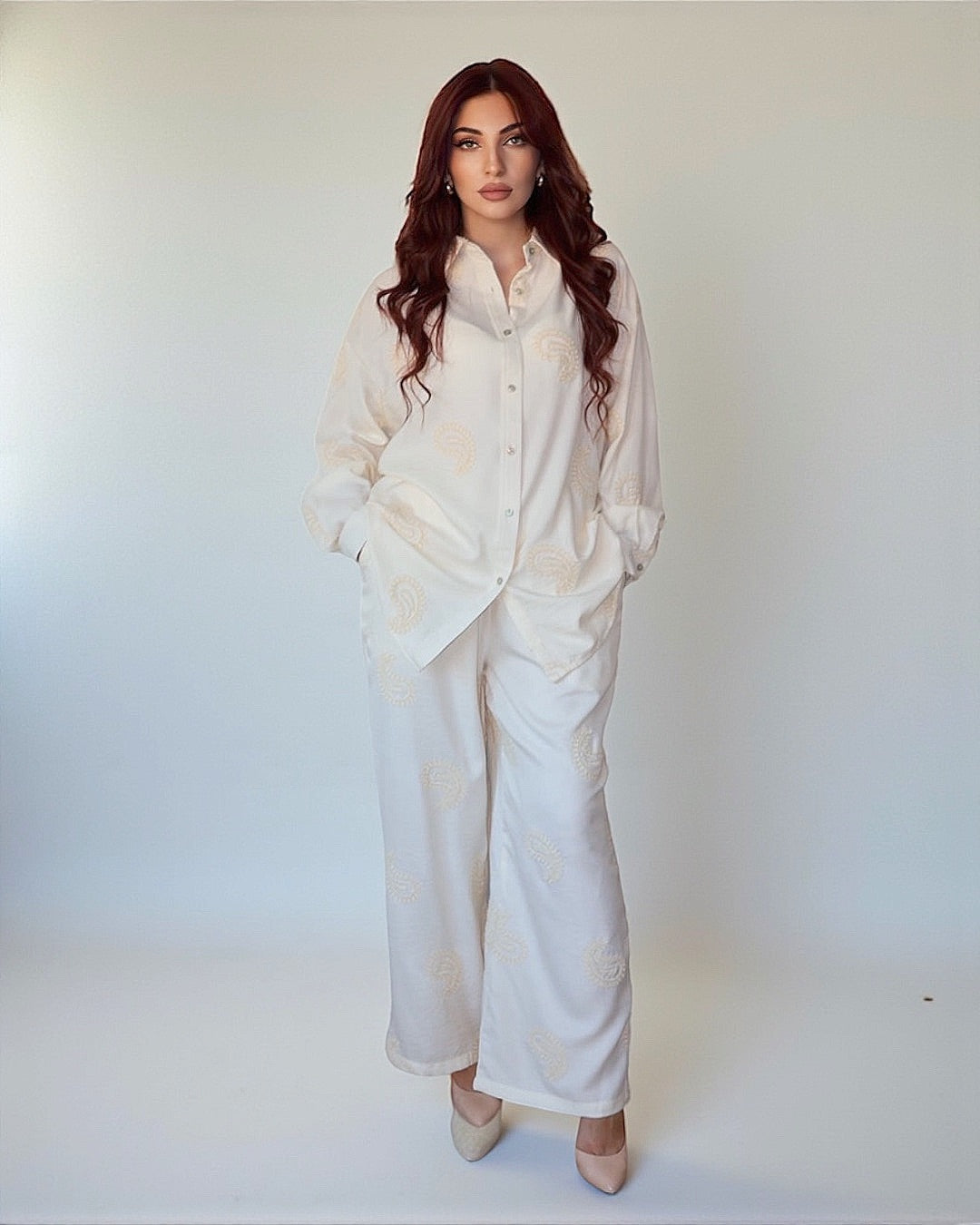 Ivory Whisper Set